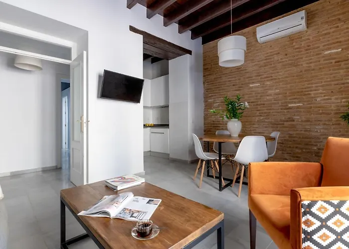 Triana Boutique By Hommyhome