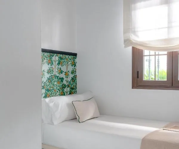 Triana Boutique By Hommyhome