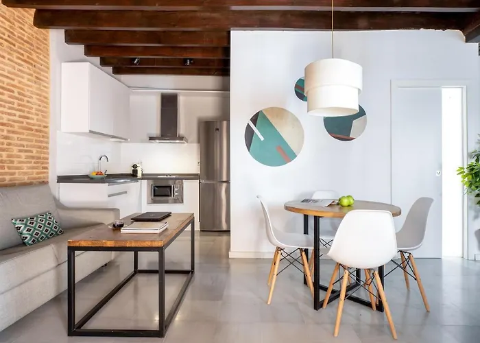 Triana Boutique By Hommyhome Διαμέρισμα *