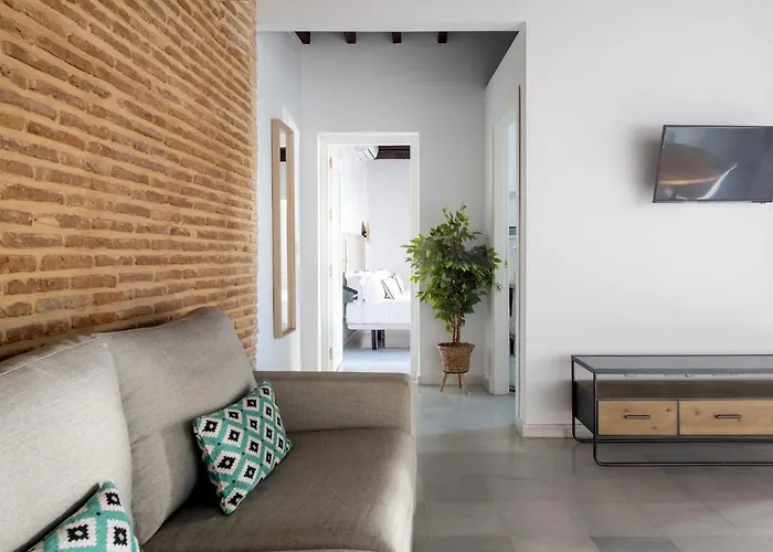Διαμέρισμα Triana Boutique By Hommyhome